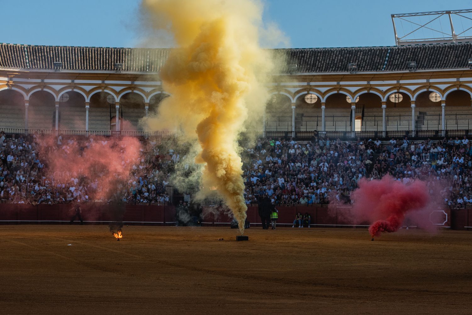 Demostración de operativas de la Policía Nacional en la Maestranza de Sevilla