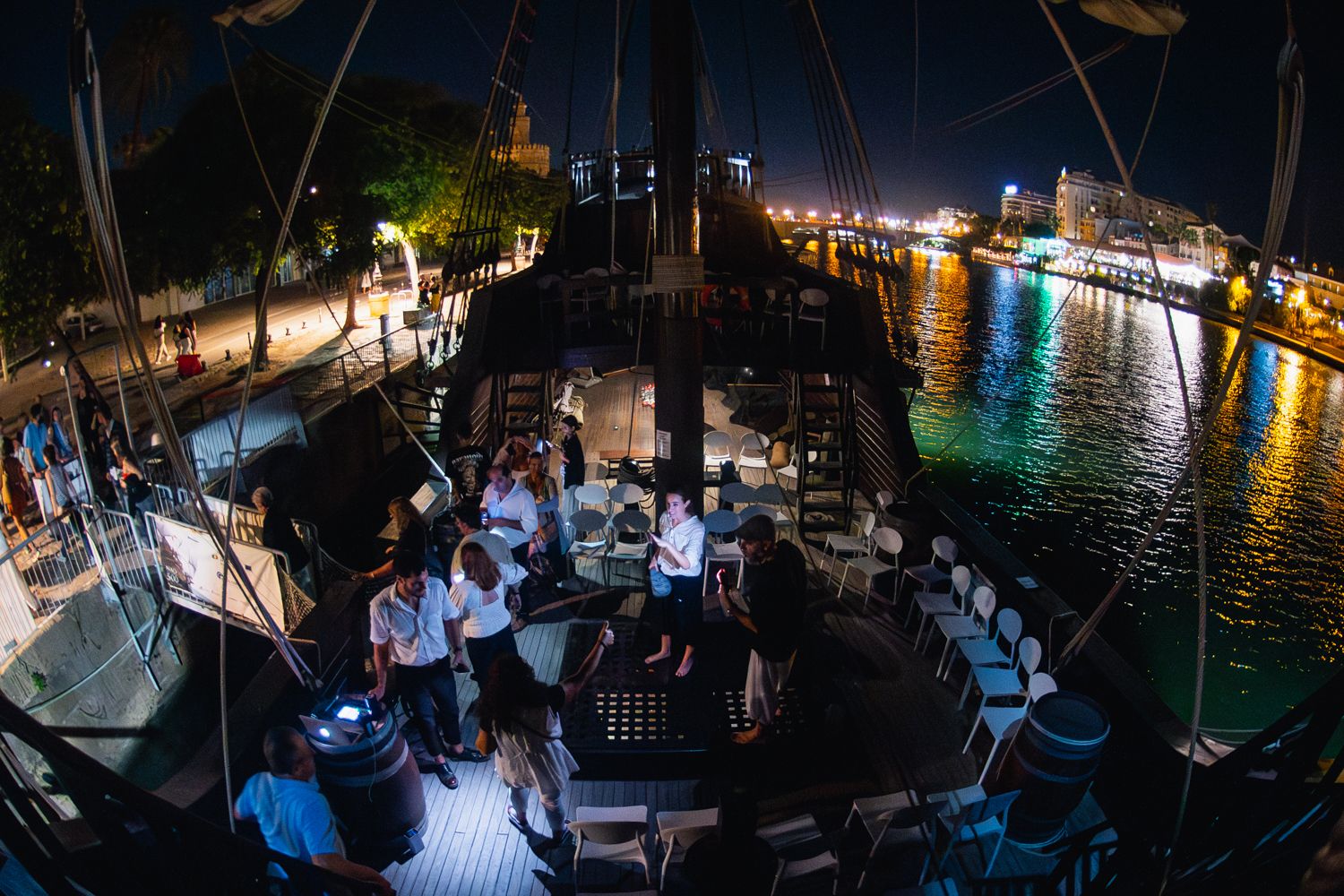 La Noche en Blanco de Sevilla, en imágenes.