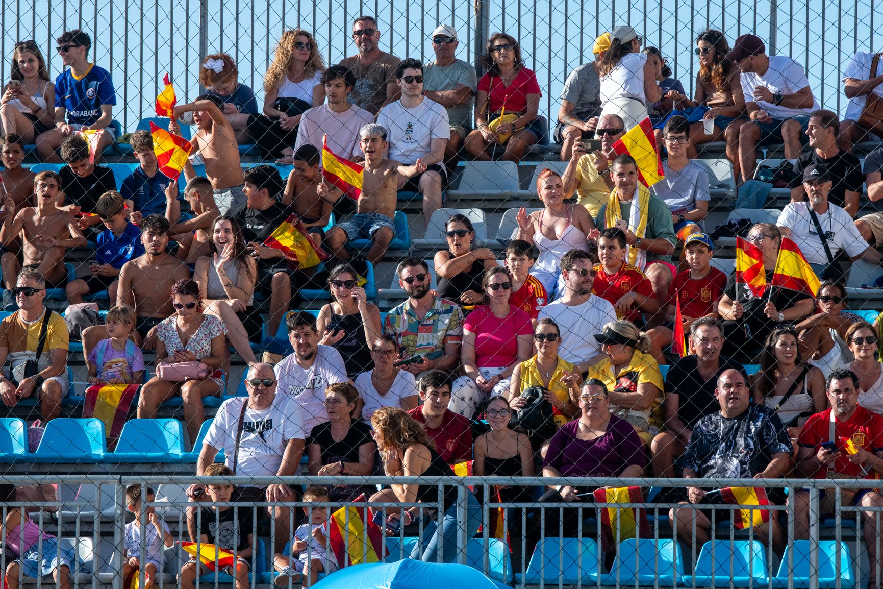 España e Inglaterra de fútbol playa, jugando en la Victoria de Cádiz