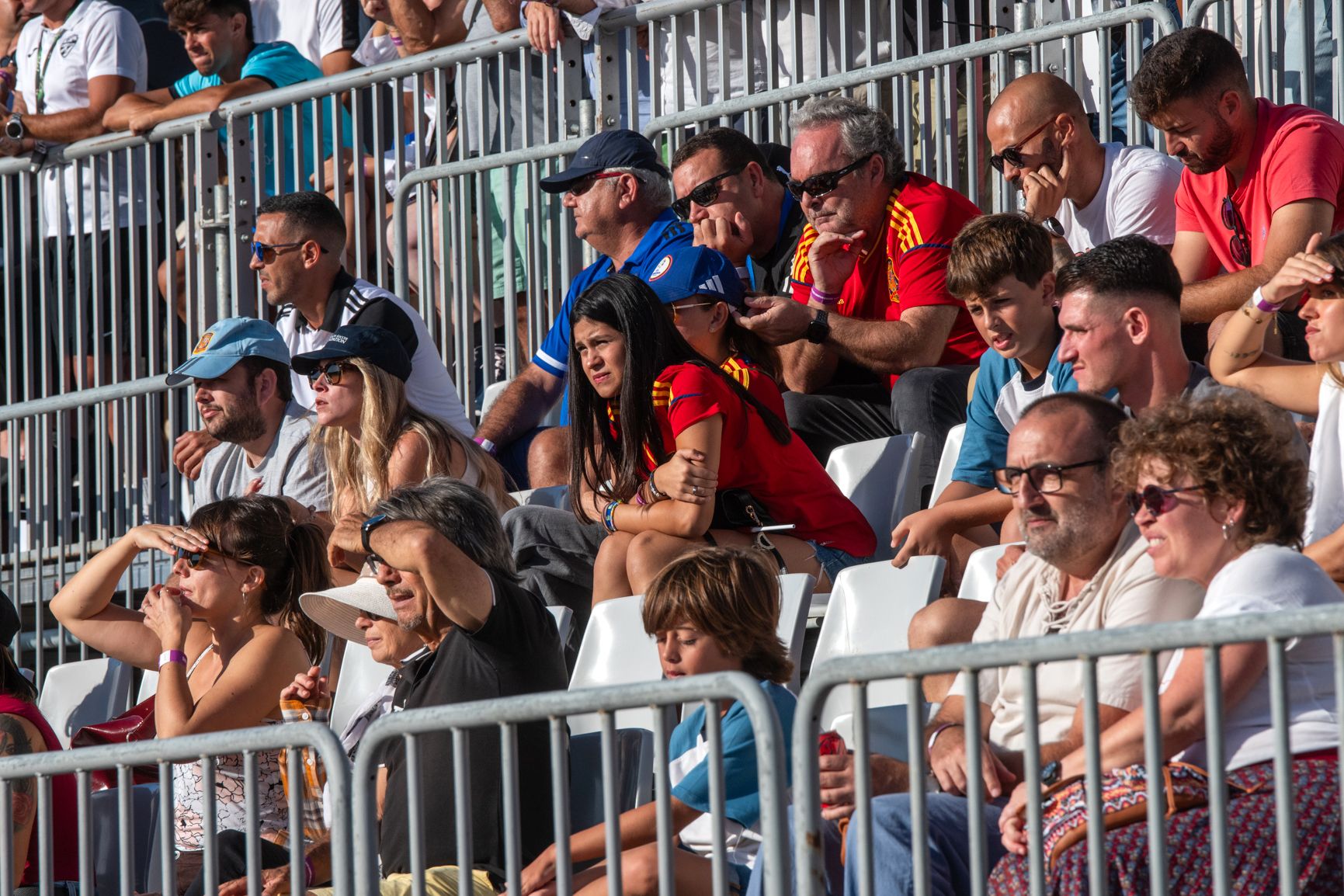 España e Inglaterra de fútbol playa, jugando en la Victoria de Cádiz