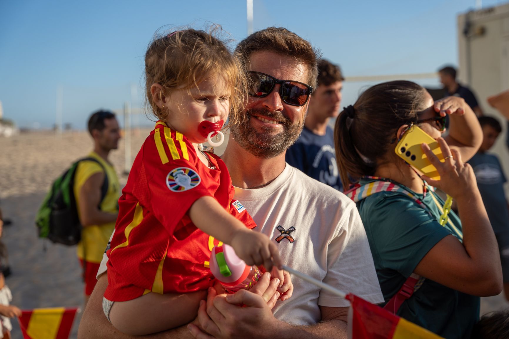 España e Inglaterra de fútbol playa, jugando en la Victoria de Cádiz