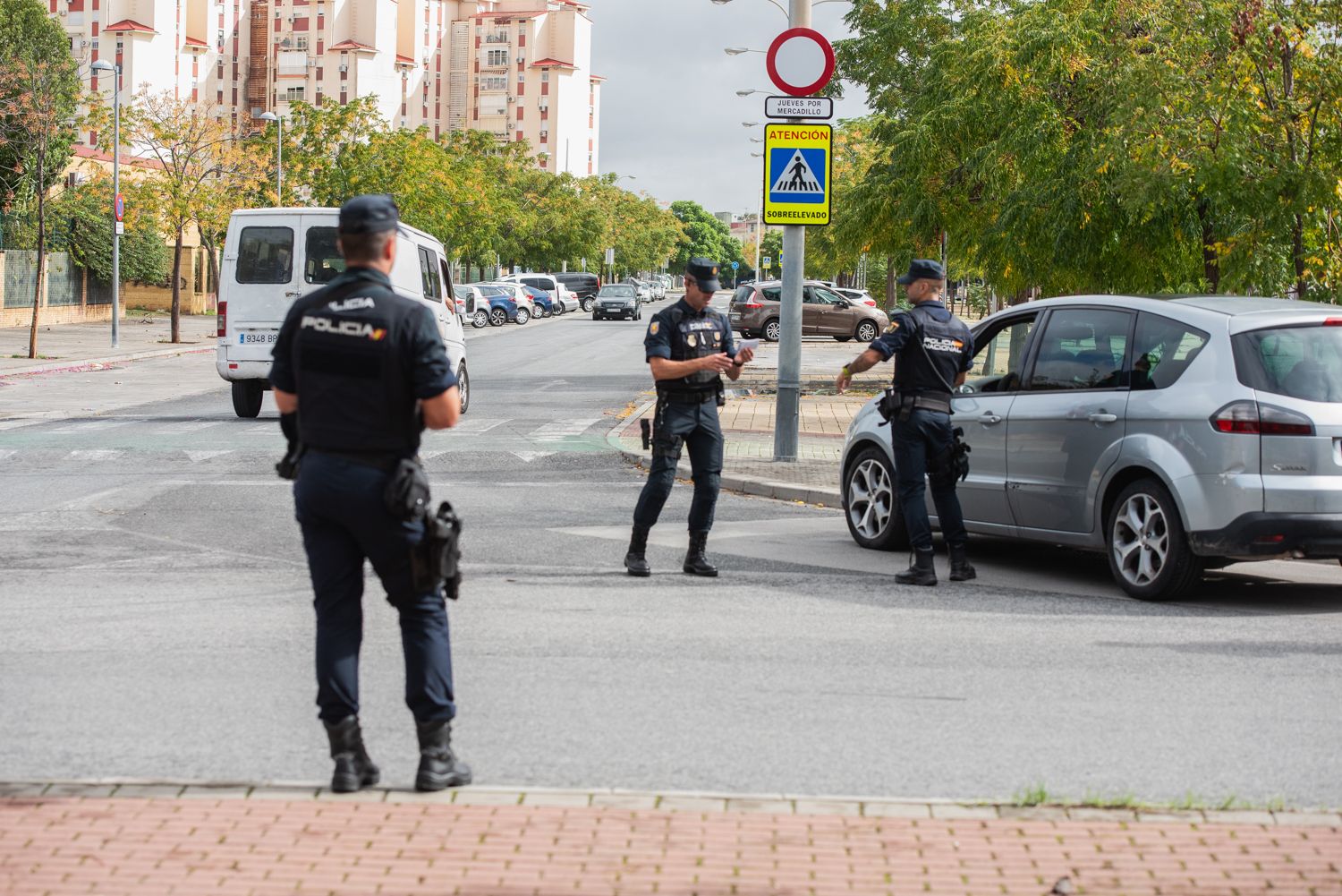 El operativo policial en el Polígono Sur de Sevilla en una imagen de archivo.