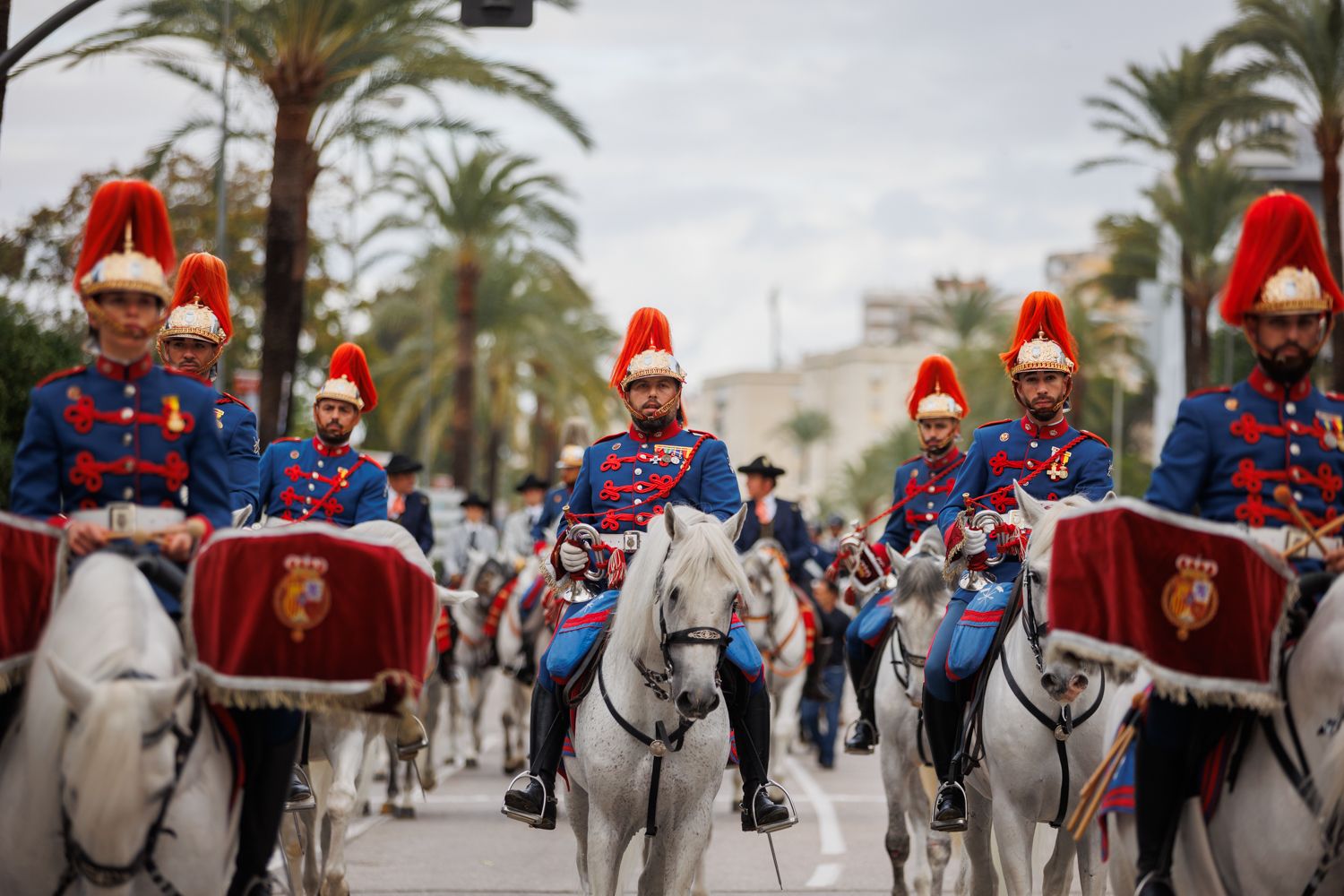 Así ha sido el desfile ecuestre por el centro de Jerez