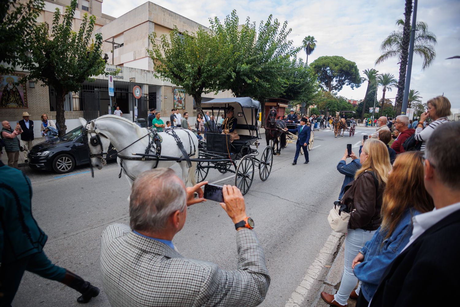 Así ha sido el desfile ecuestre por el centro de Jerez