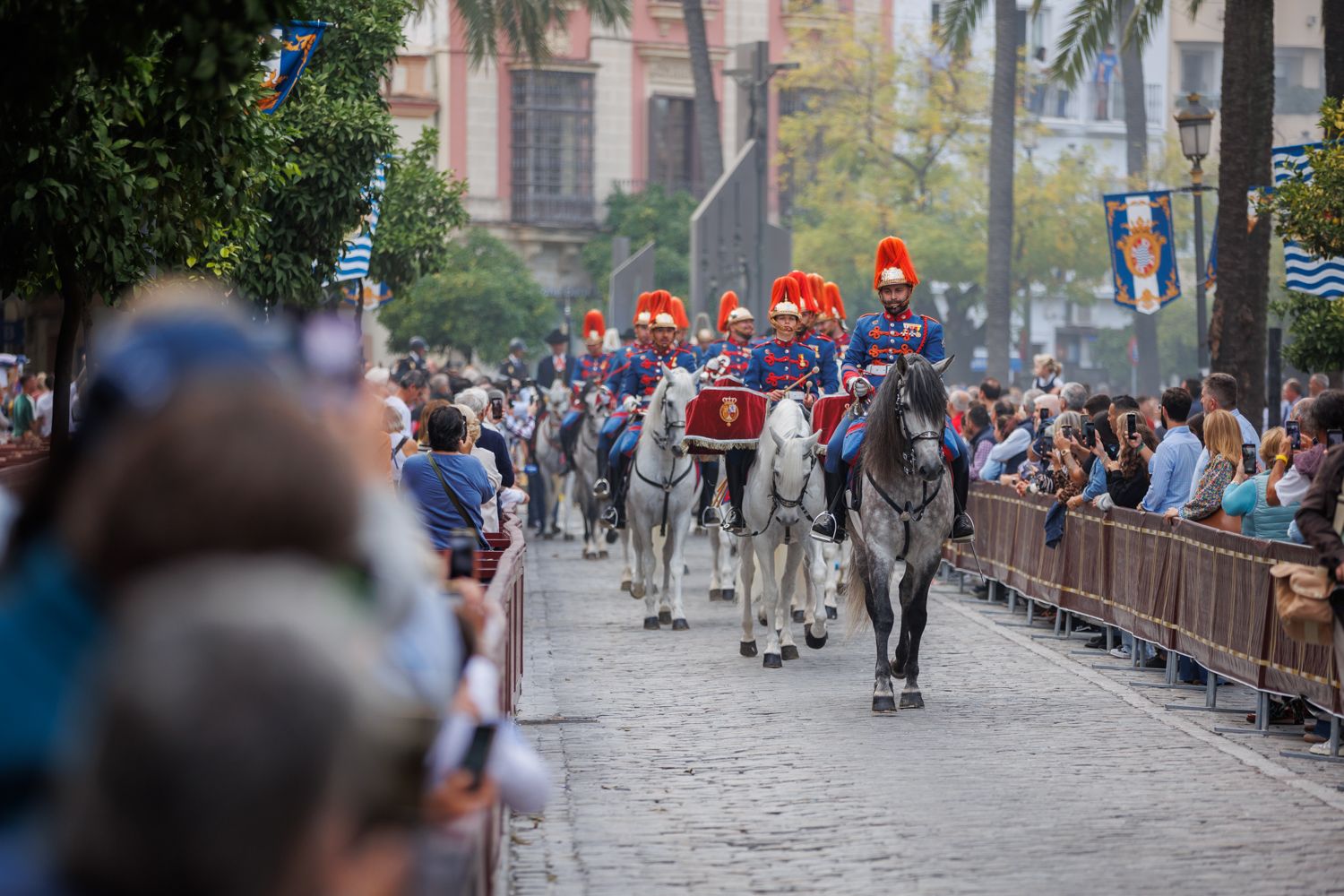 Así ha sido el desfile ecuestre por el centro de Jerez