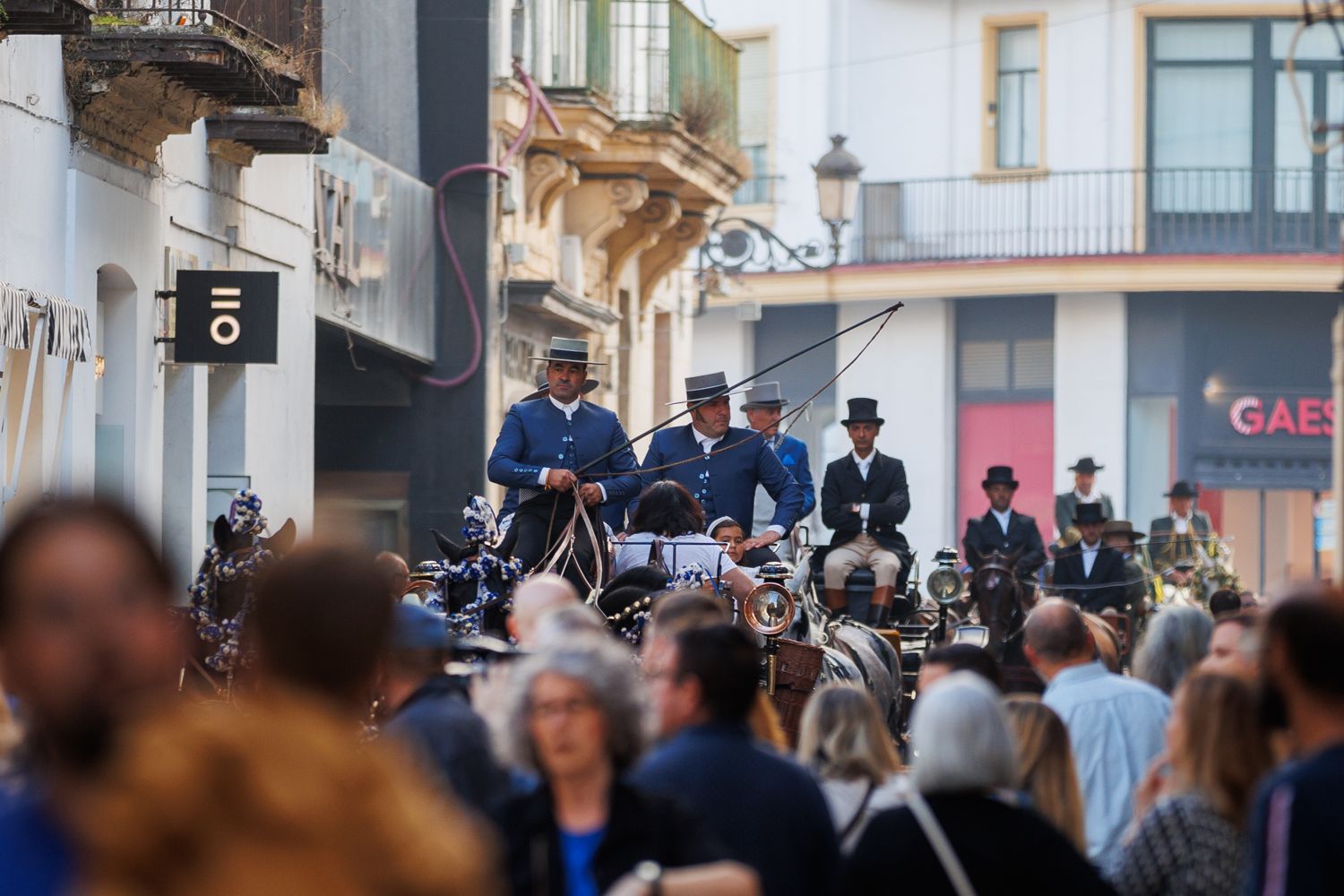 Así ha sido el desfile ecuestre por el centro de Jerez