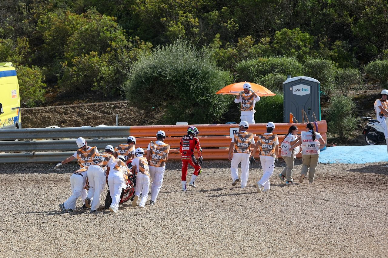 El domingo de Superbikes en Jerez.  KITO DOÑA