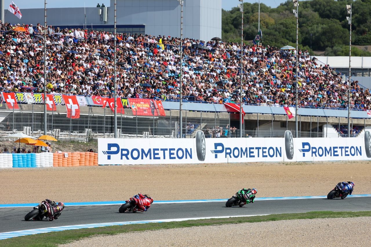 El domingo de Superbikes en Jerez.  KITO DOÑA