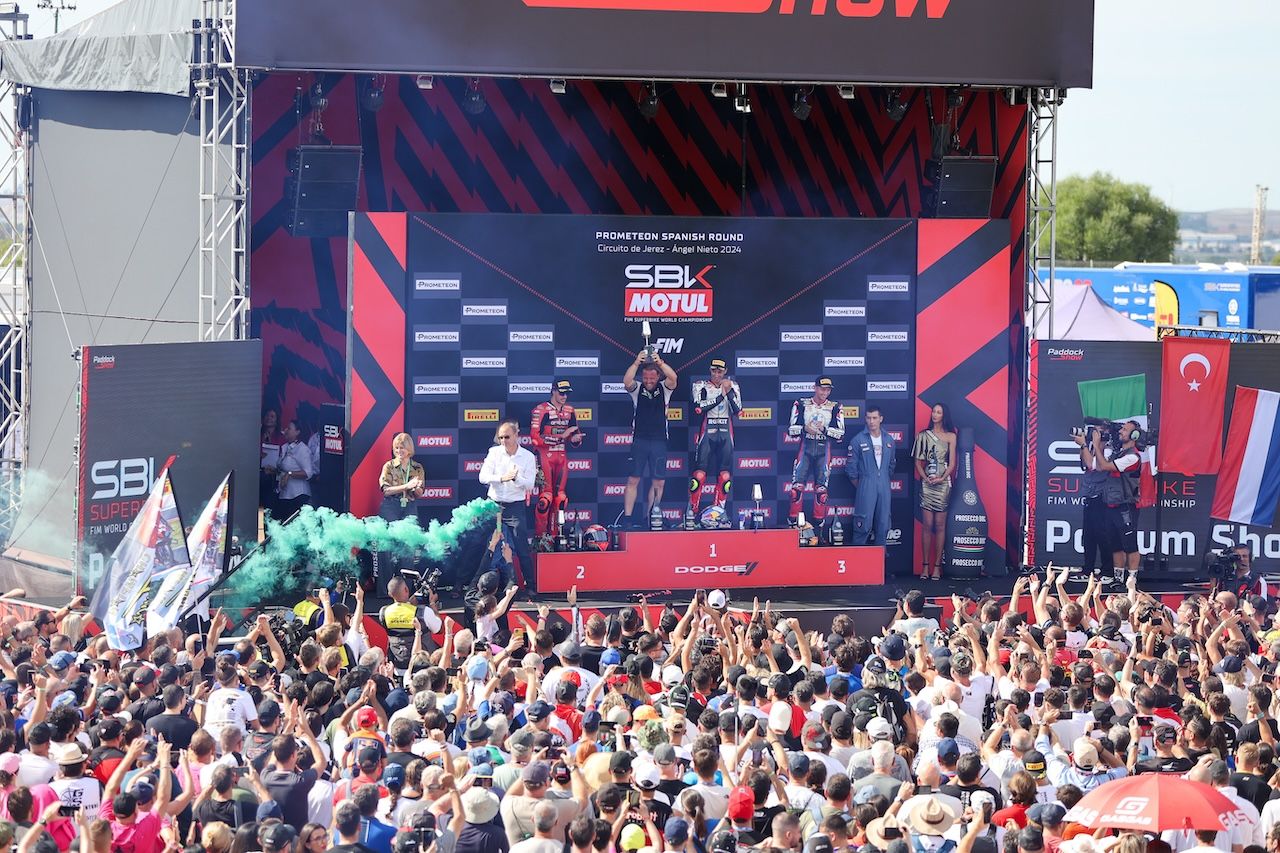 El domingo de Superbikes en Jerez.  KITO DOÑA