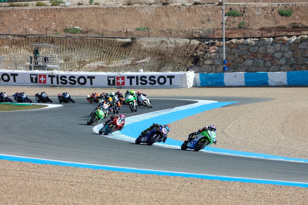 El domingo de Superbikes en Jerez.  KITO DOÑA
