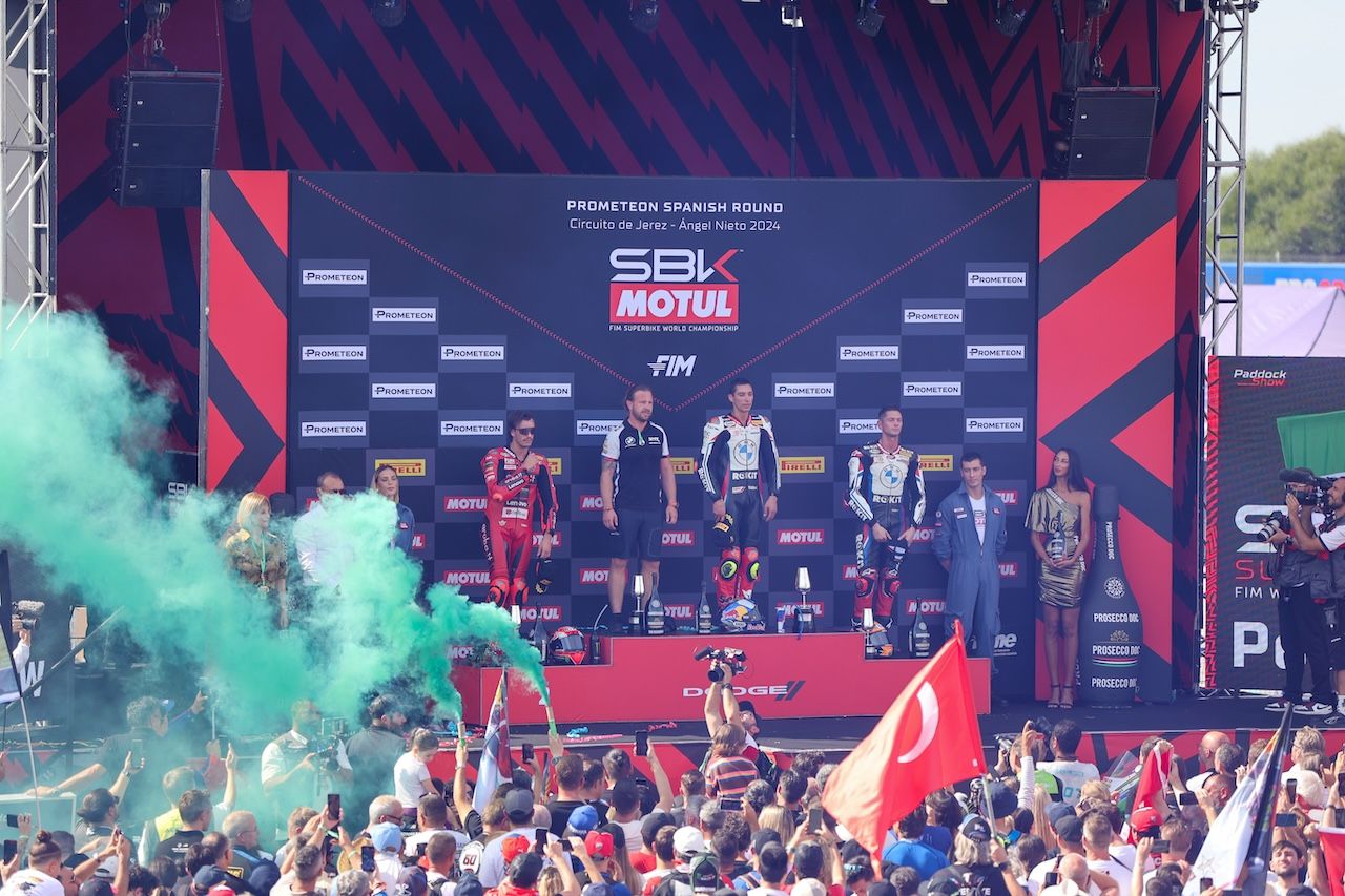 El domingo de Superbikes en Jerez.  KITO DOÑA