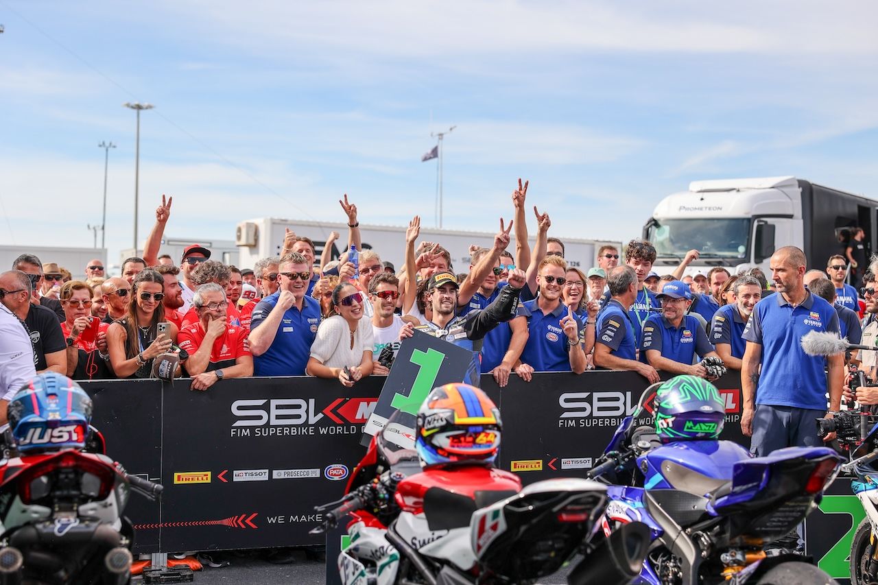 El domingo de Superbikes en Jerez.  KITO DOÑA