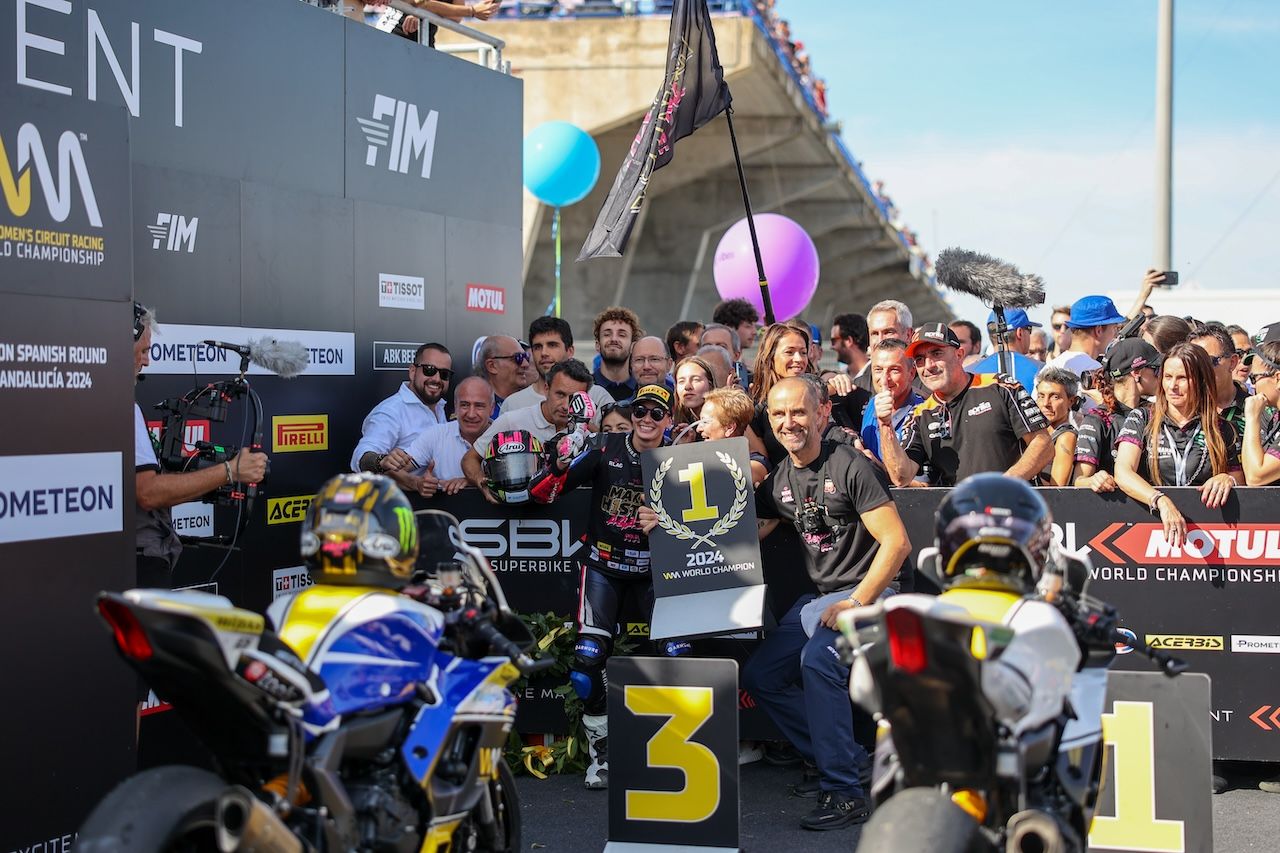 El domingo de Superbikes en Jerez.  KITO DOÑA