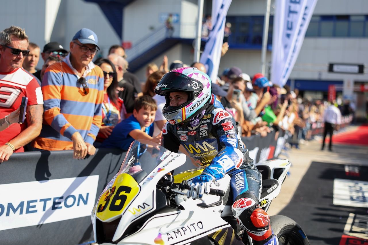 El domingo de Superbikes en Jerez.  KITO DOÑA