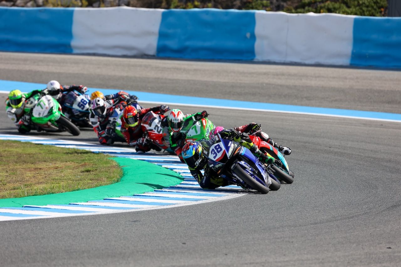 El domingo de Superbikes en Jerez.  KITO DOÑA