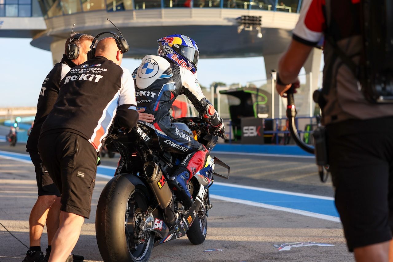 El domingo de Superbikes en Jerez.  KITO DOÑA