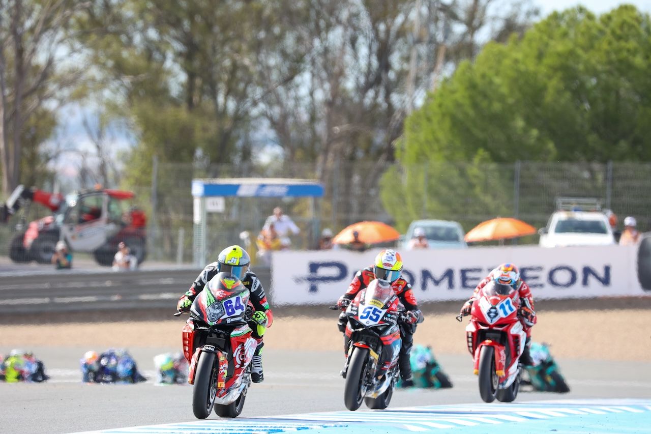 El domingo de Superbikes en Jerez.  KITO DOÑA