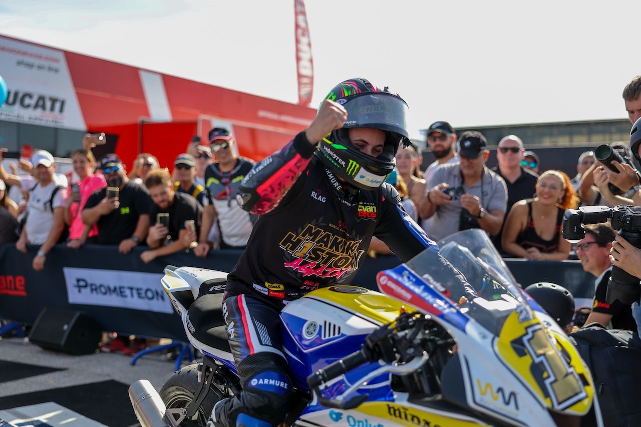 El domingo de Superbikes en Jerez.  KITO DOÑA