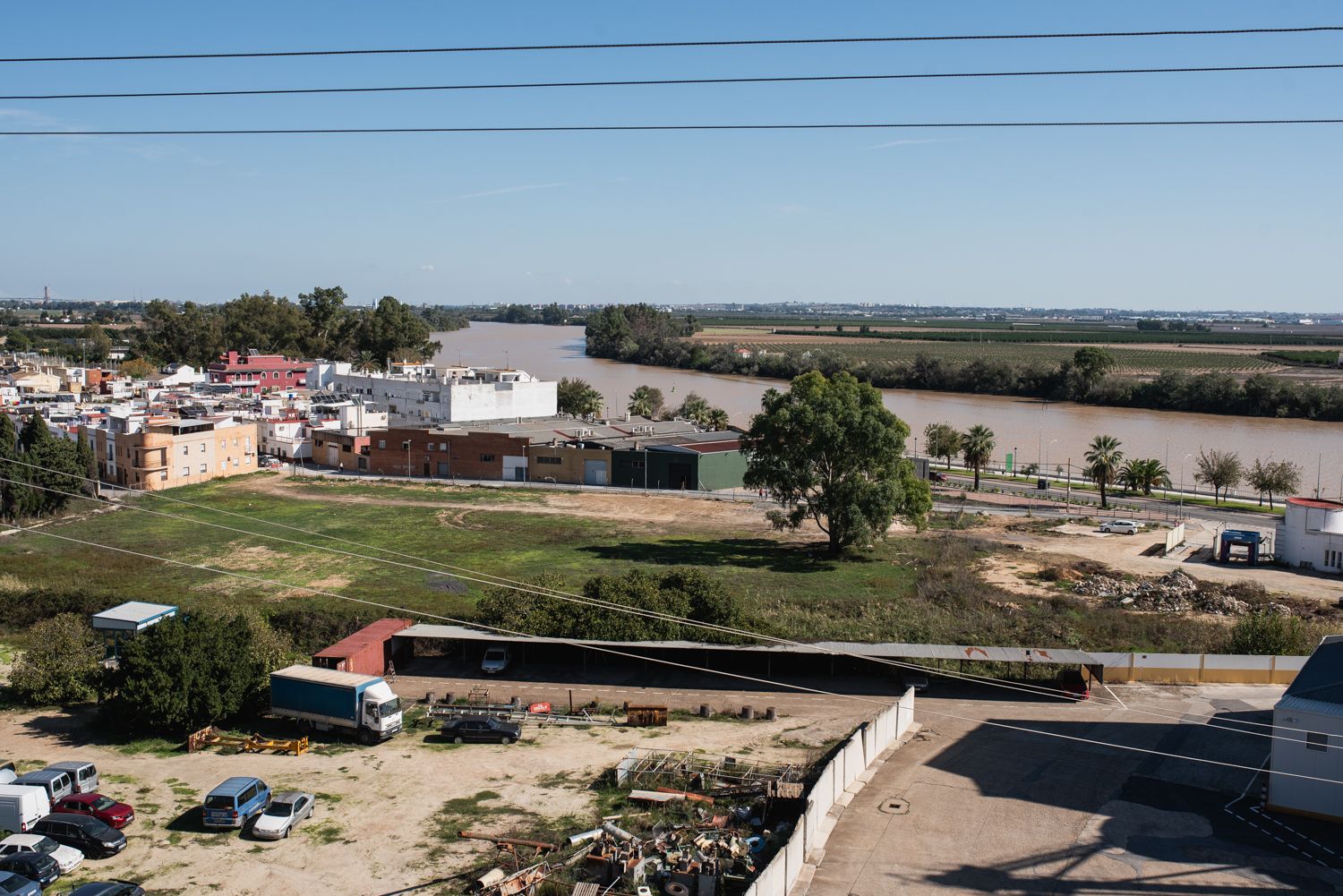 La barriada Guadalquivir de Coria, afectada por la contaminación.