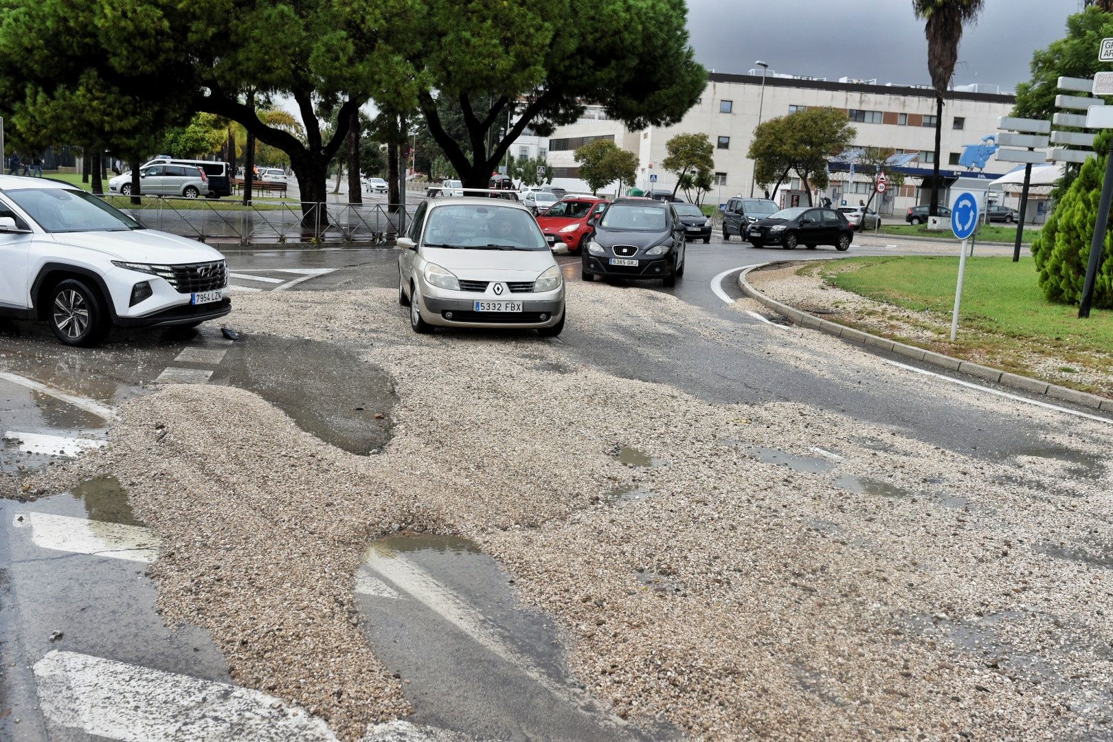 Los barrios de Jerez sufren inundaciones tras más de 50 litros por metro cuadrado en dos horas.