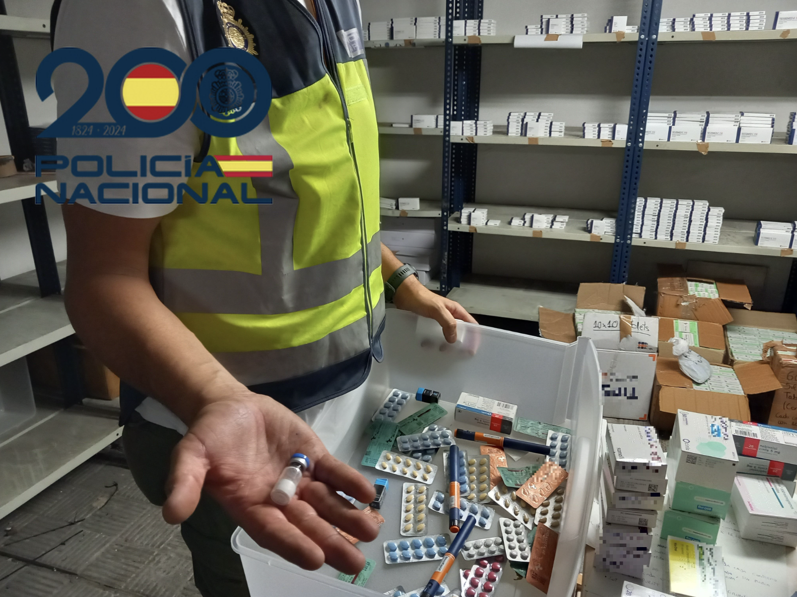 Una imagen de sustancias anabolizantes y hormonales que la Policía Nacional ha interceptado.