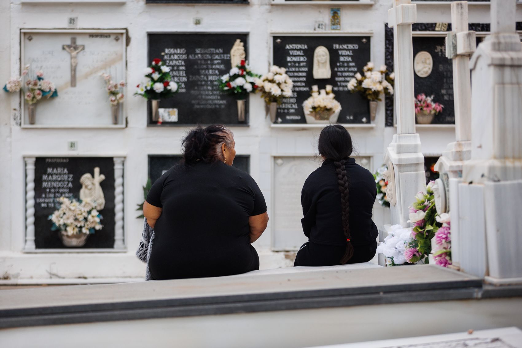Un inusual Día de Todos los Santos en el cementerio de Jerez