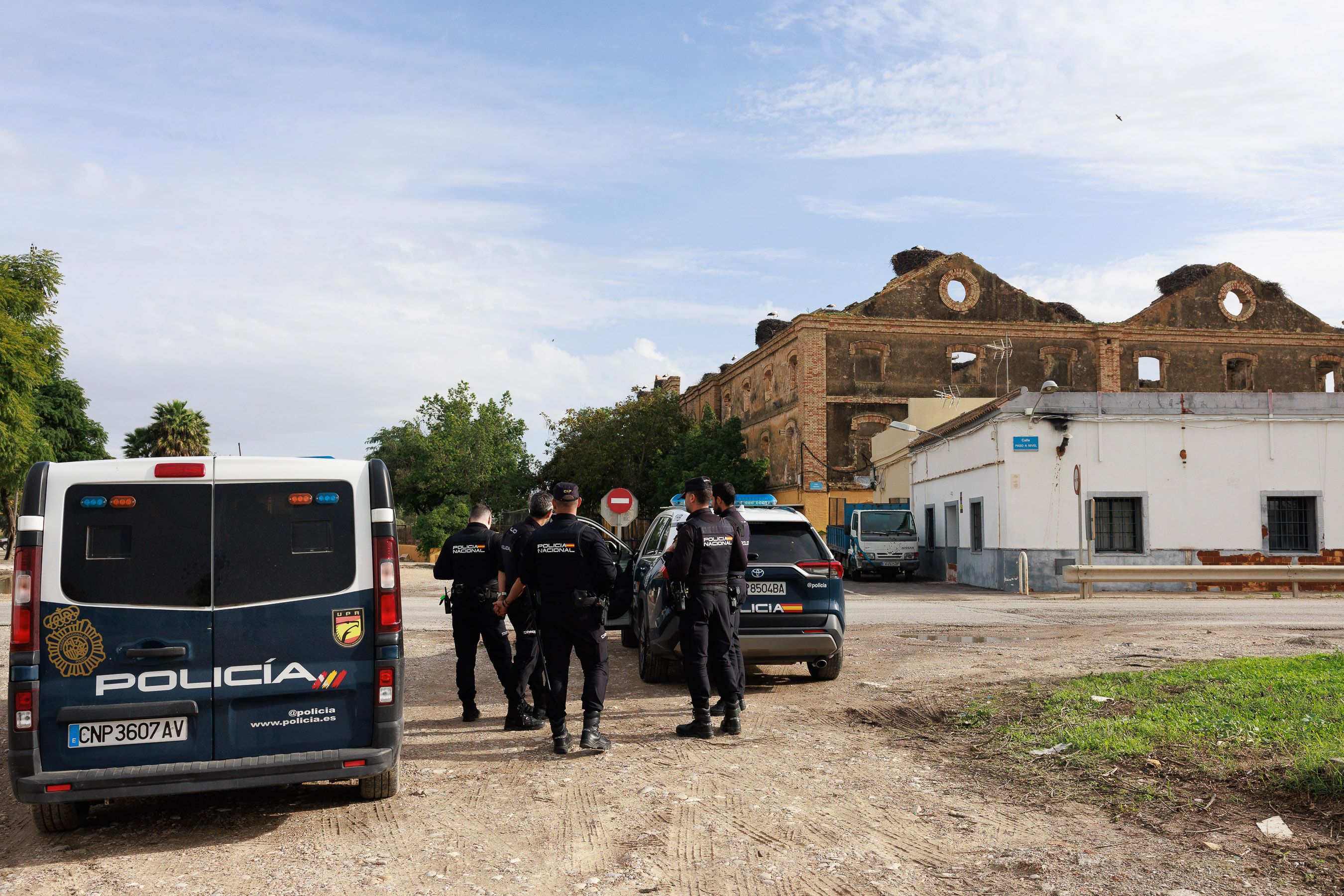 Desalojo de los vecinos por el desborde del Guadalete