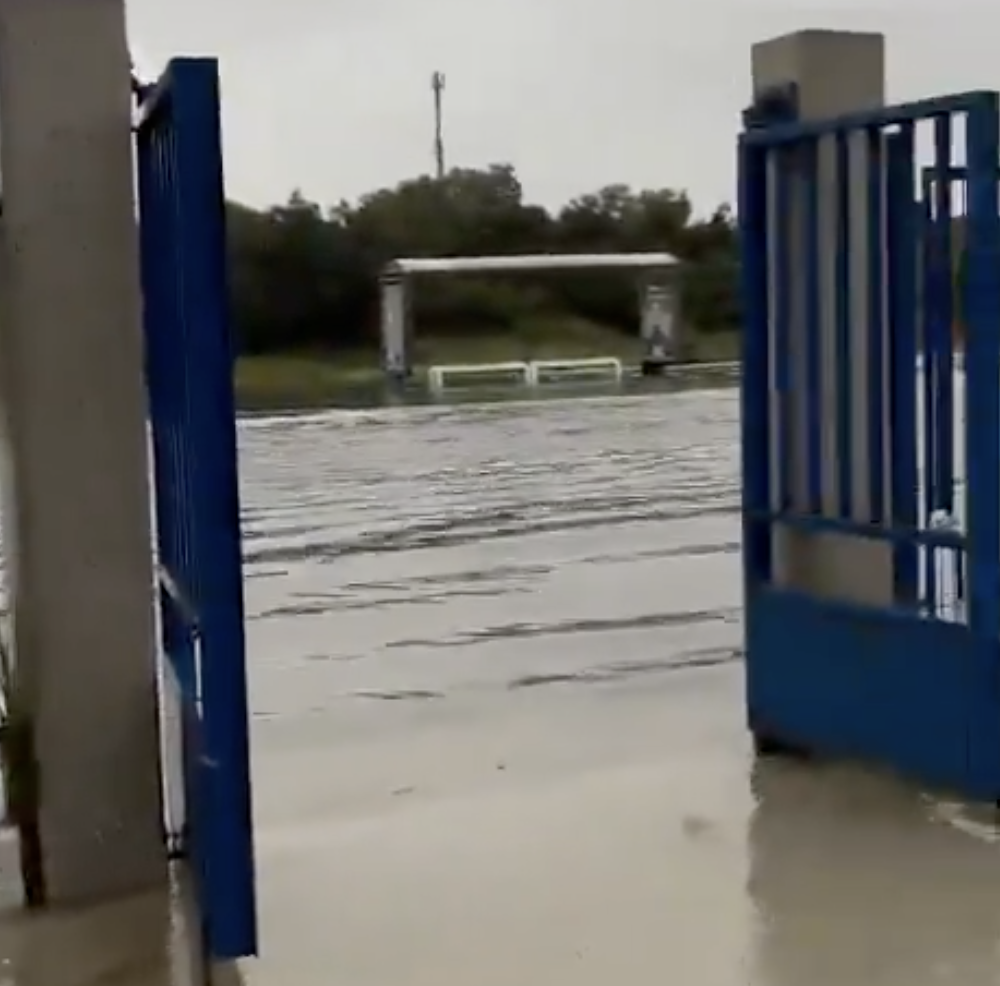 El Campus de Puerto Real, anegado por las fuertes lluvias este jueves. La UCA mantuvo las clases este jueves, excepto en Jerez.