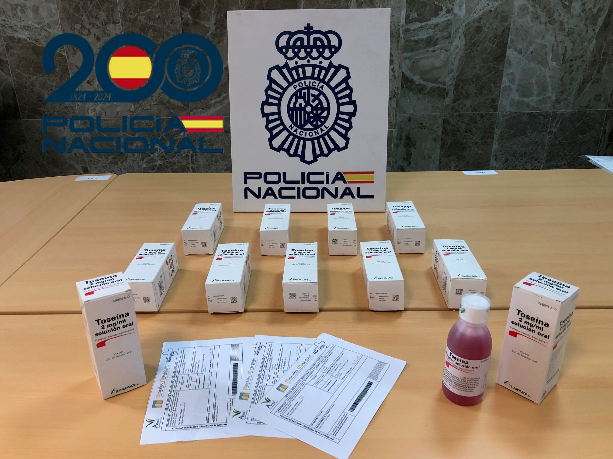 Jarabes de la tos interceptados para hacer la droga 'purple drunk'.