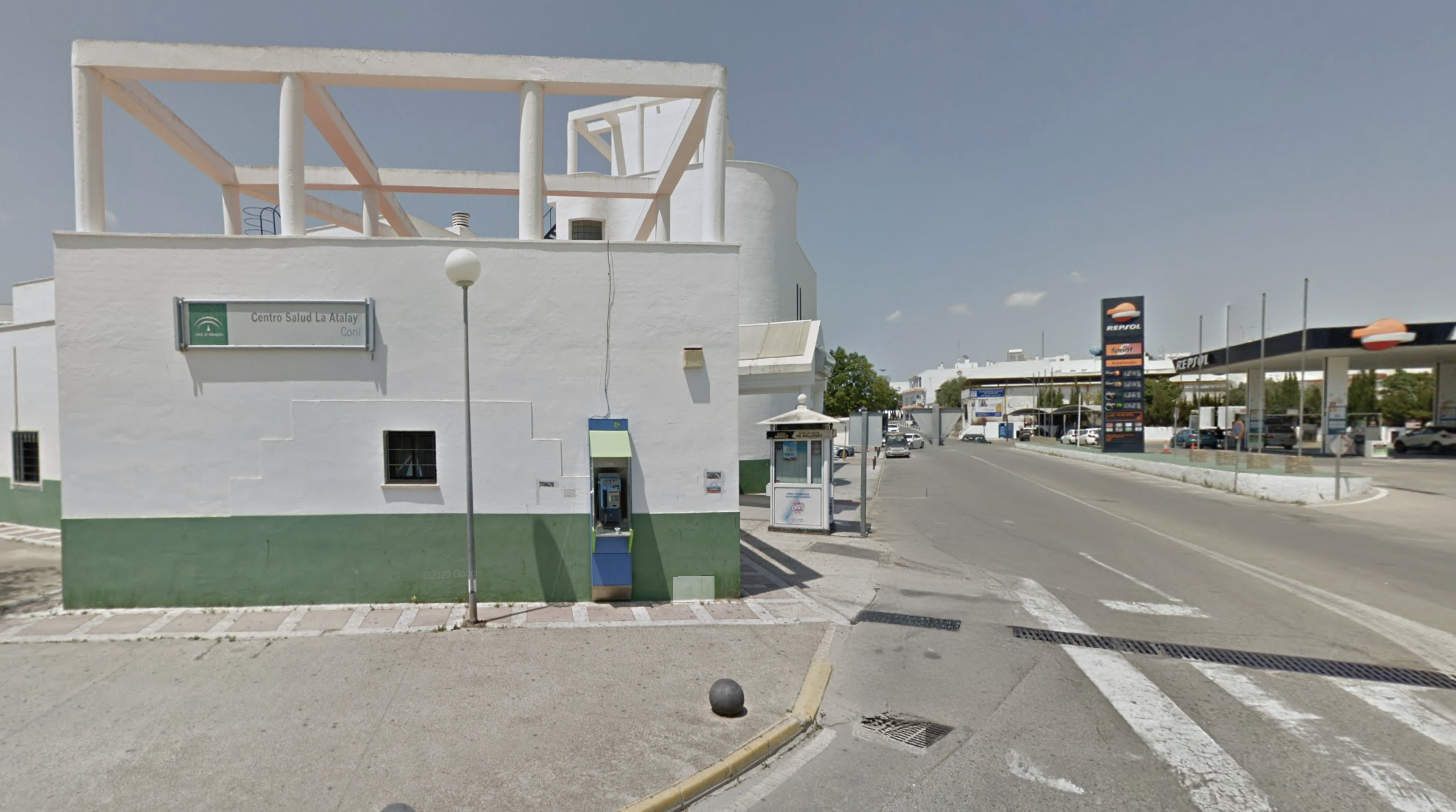 Centro de salud de Conil, donde se ha producido la agresión. Centro de salud de Conil, donde se ha producido la agresión.