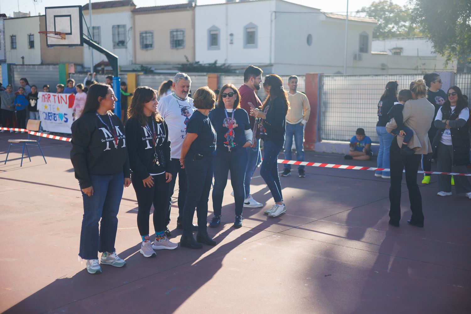 Las imágenes de la carrera solidaria por Martín, el X Men de Jerez
