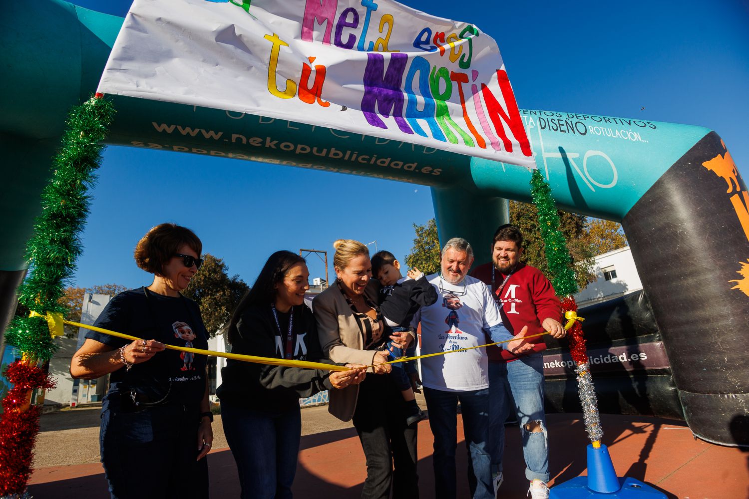Las imágenes de la carrera solidaria por Martín, el X Men de Jerez
