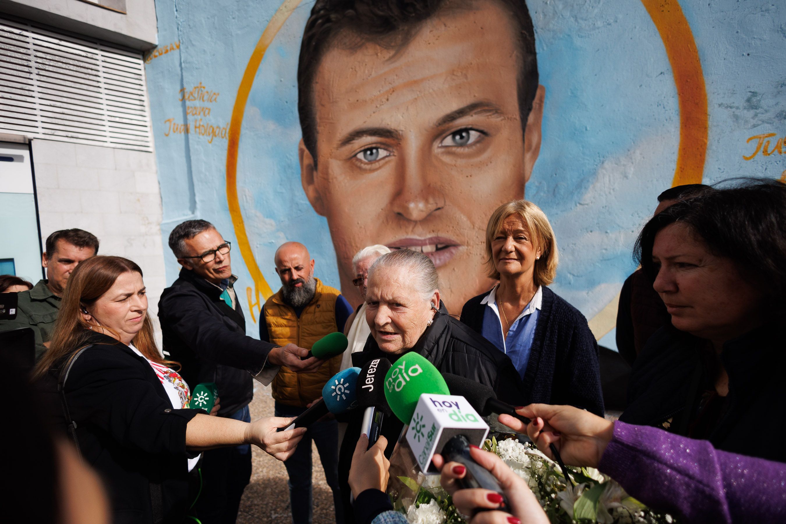 Inauguración del mural de Cosa.V en homenaje a Juan Holgado 