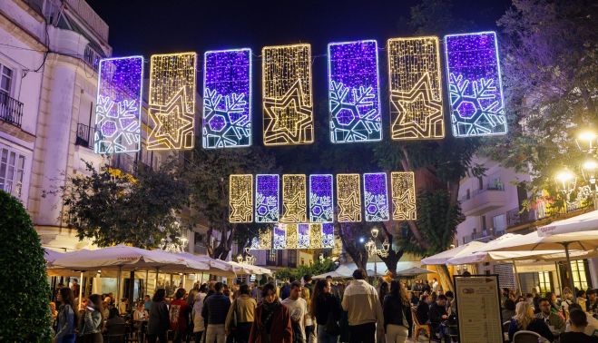 El encendido del alumbrado navideño y la primera Zambomba oficial 