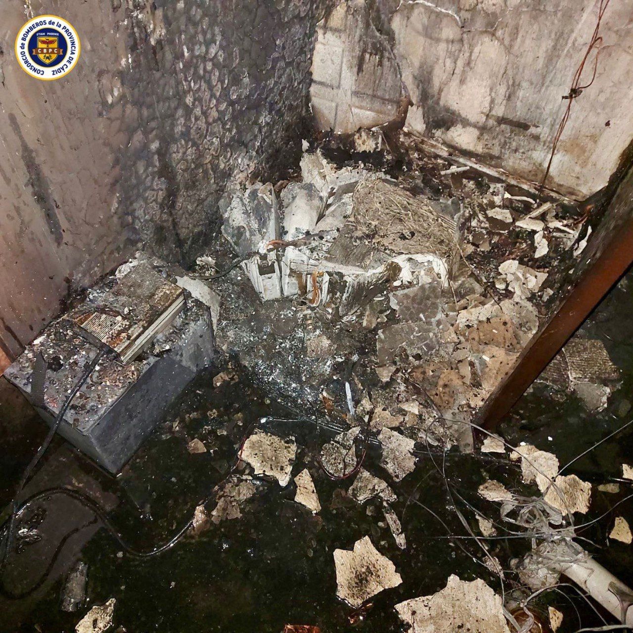 El incendio en la Aduana de Cádiz.