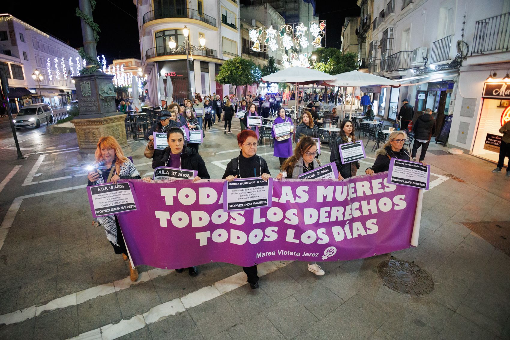 Vigilia por las mujeres asesinadas en 2024