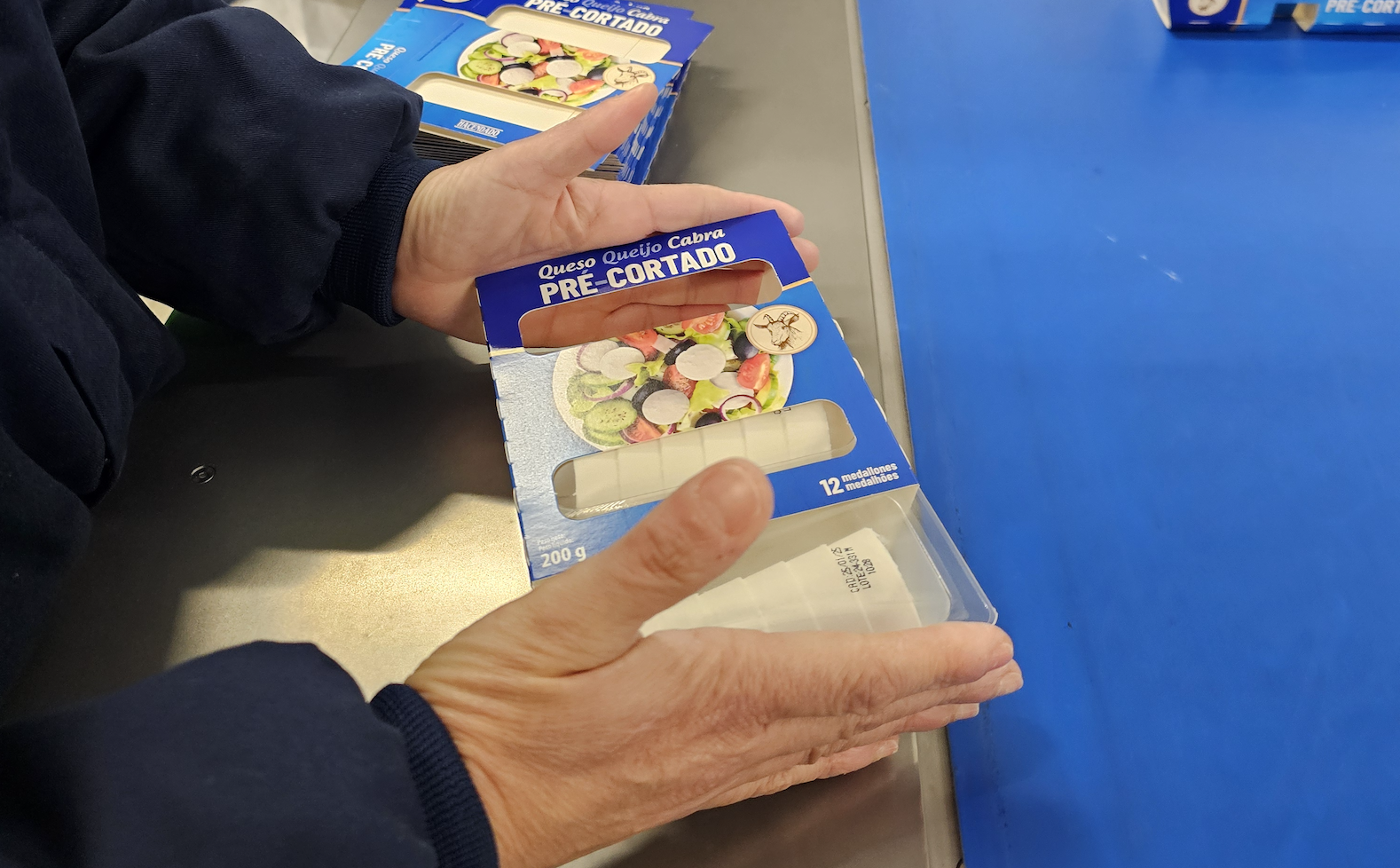 El queso de cabra fresco de Eurial, en el polígono Las Marismas de Lebrija. 