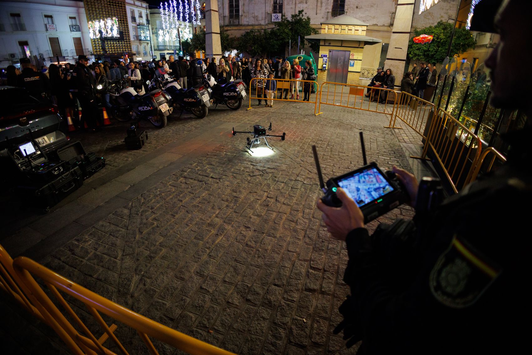 El viernes de Zambombas del Día de la Constitución, en imágenes.