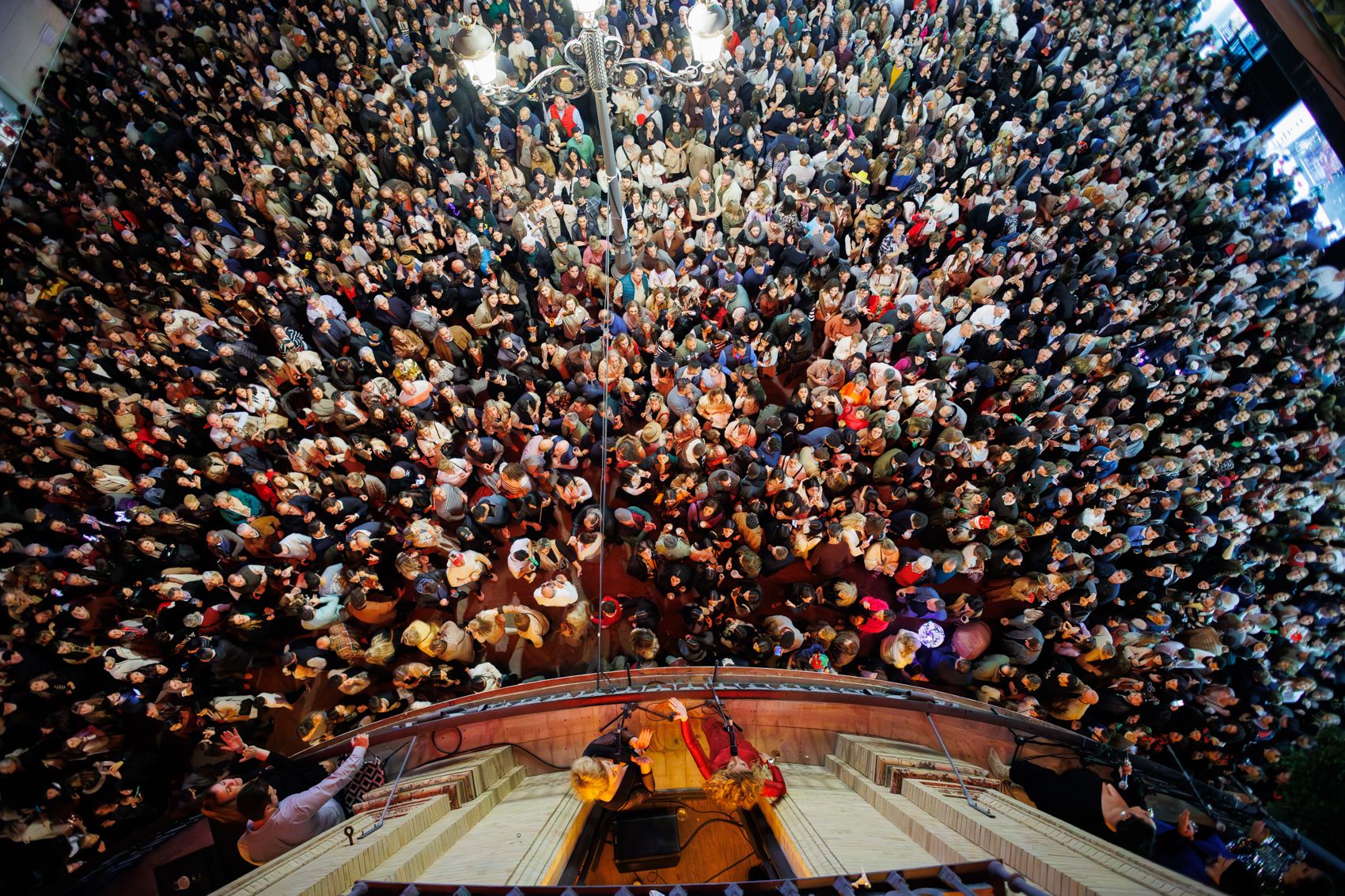 El viernes de Zambombas del Día de la Constitución, en imágenes.