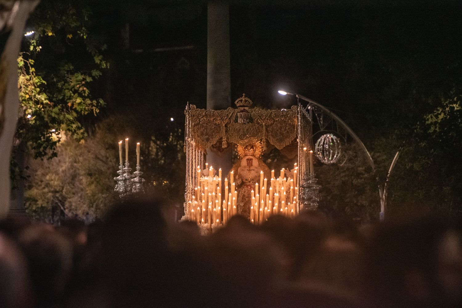 La Macarena, en la noche previa a la Magna.