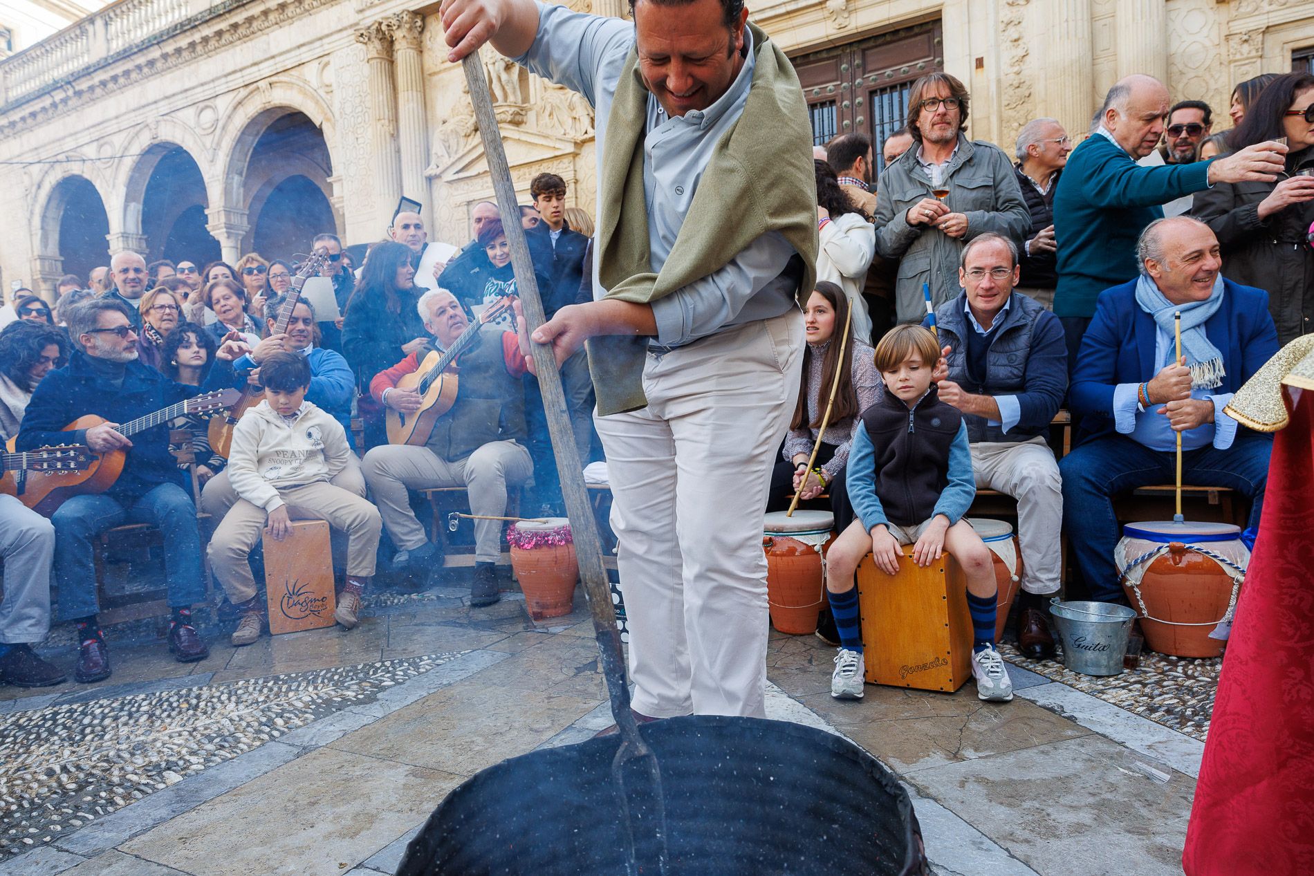 Zambomba BIC 2024 en Jerez, plaza de la Asunción 