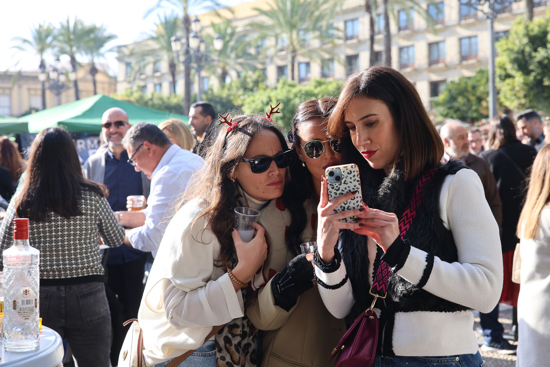 Zambomba BIC 2024 en Jerez, plaza de la Asunción 