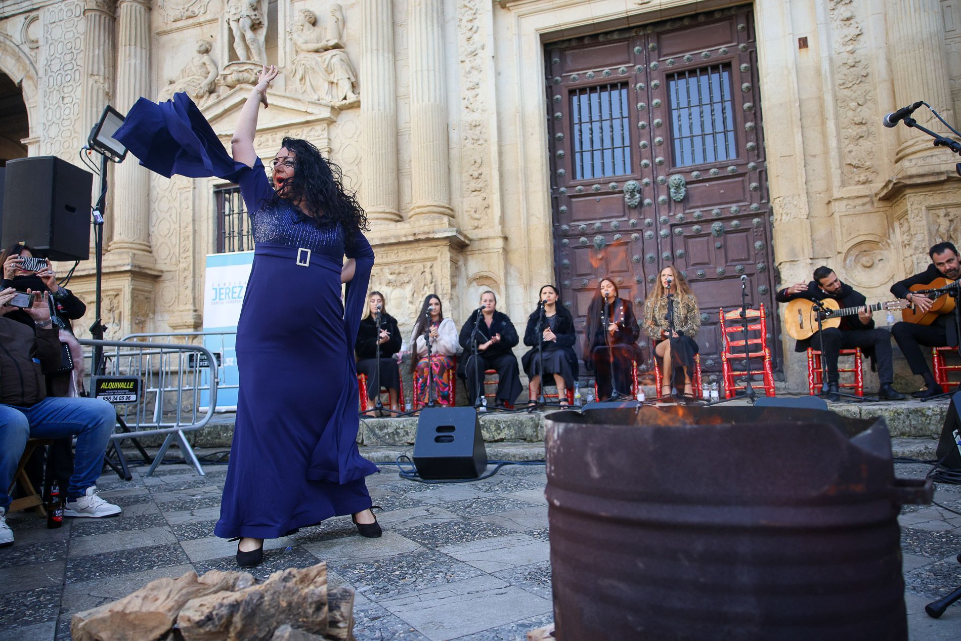 Zambomba BIC 2024 en Jerez, plaza de la Asunción 