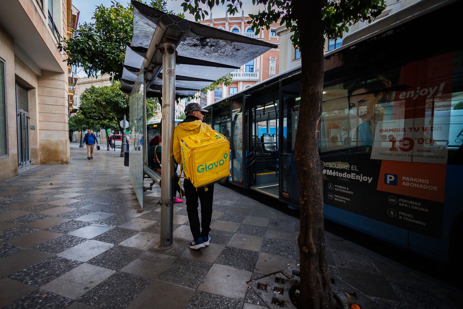 Repartidor de Glovo. Repartidor de Glovo.