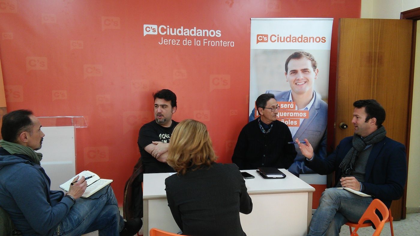 ciudadanos_-_moteros.jpg