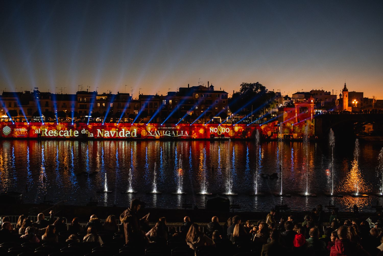 Así es Navigalia 2024, el espectáculo navideño del Guadalquivir en Sevilla