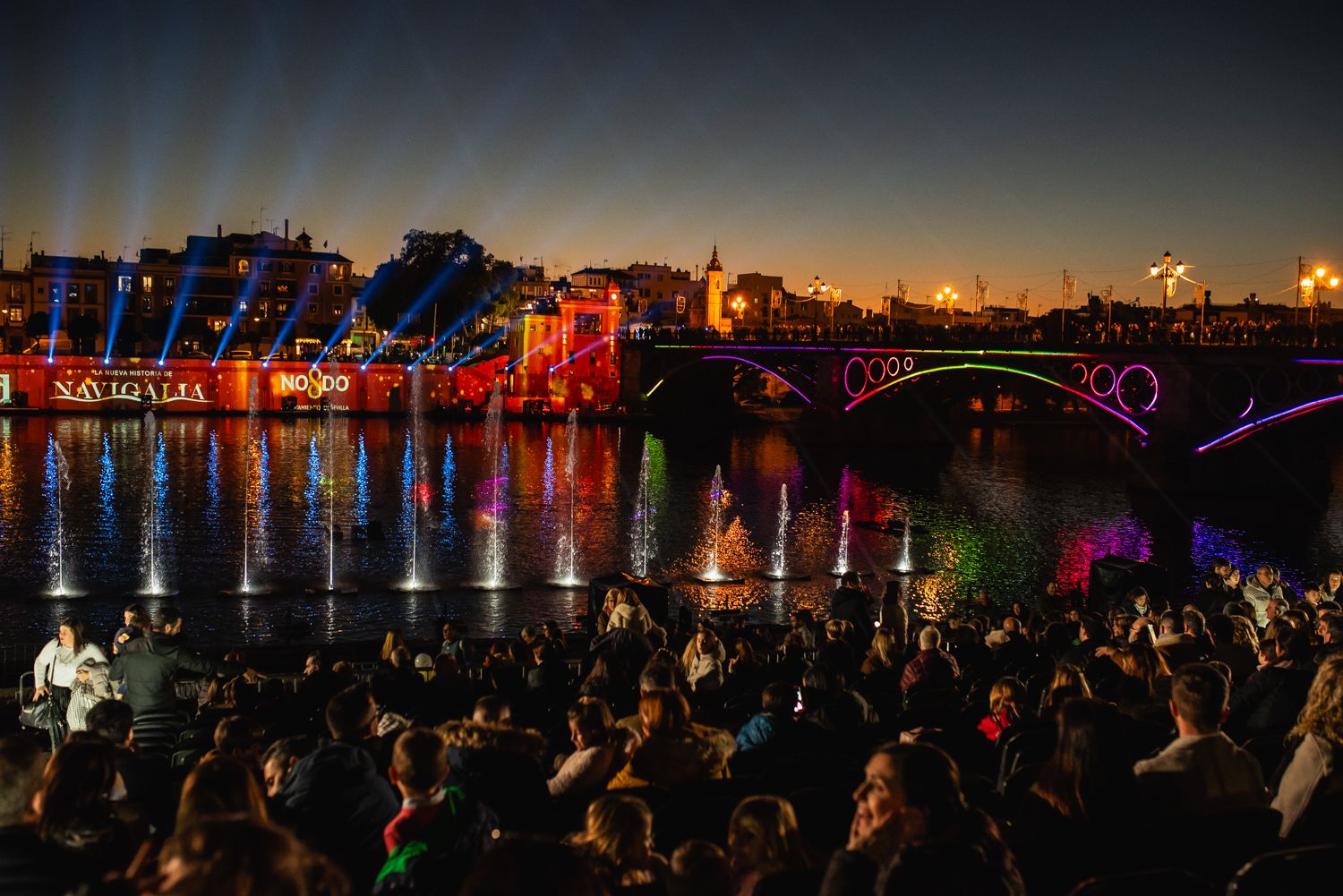 Así es Navigalia 2024, el espectáculo navideño del Guadalquivir en Sevilla