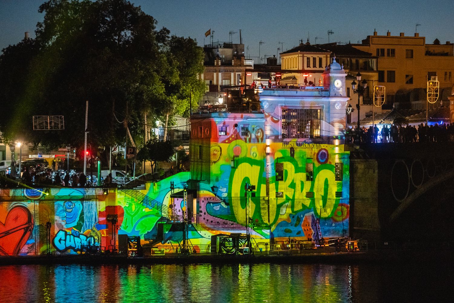 Así es Navigalia 2024, el espectáculo navideño del Guadalquivir en Sevilla