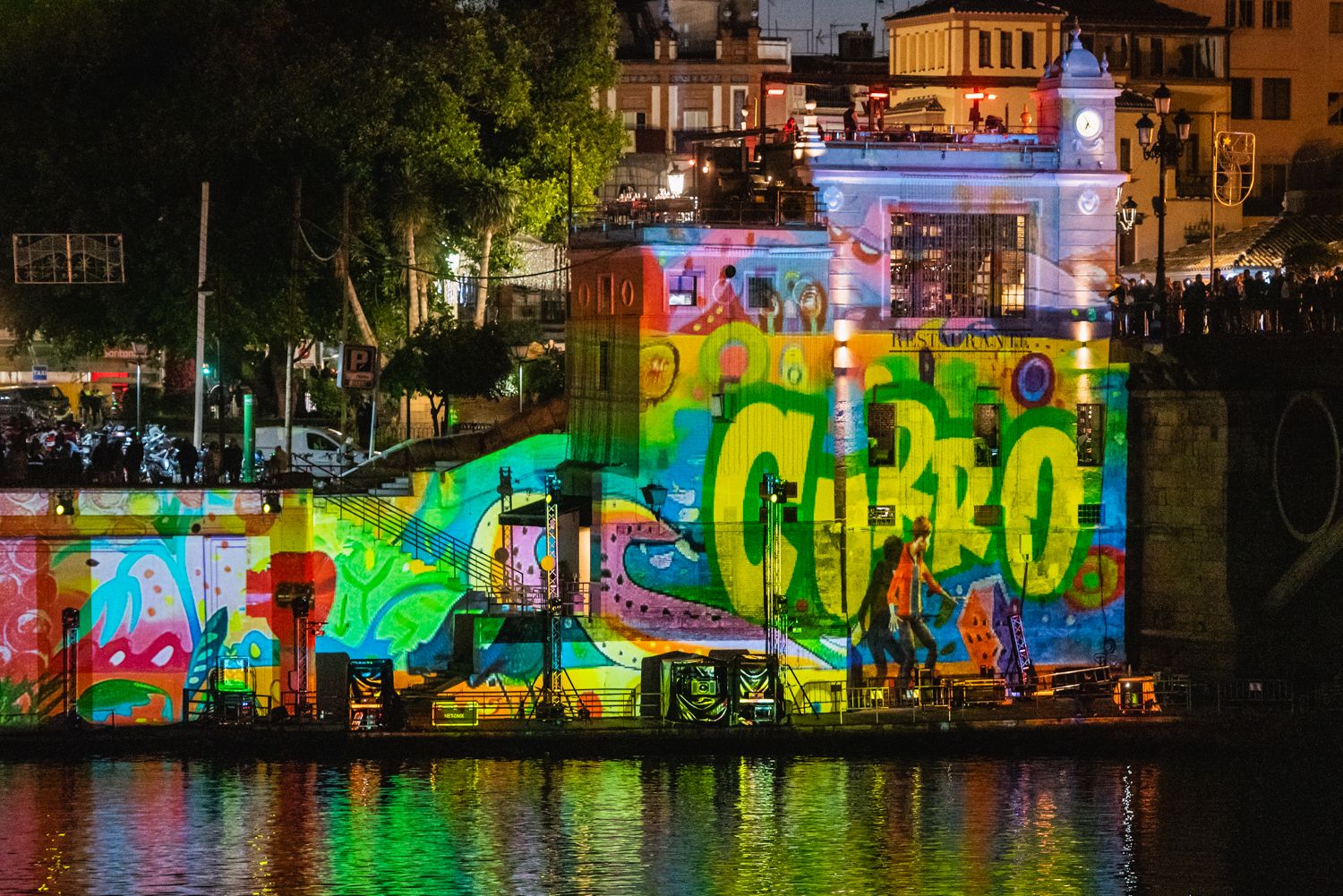 Así es Navigalia 2024, el espectáculo navideño del Guadalquivir en Sevilla