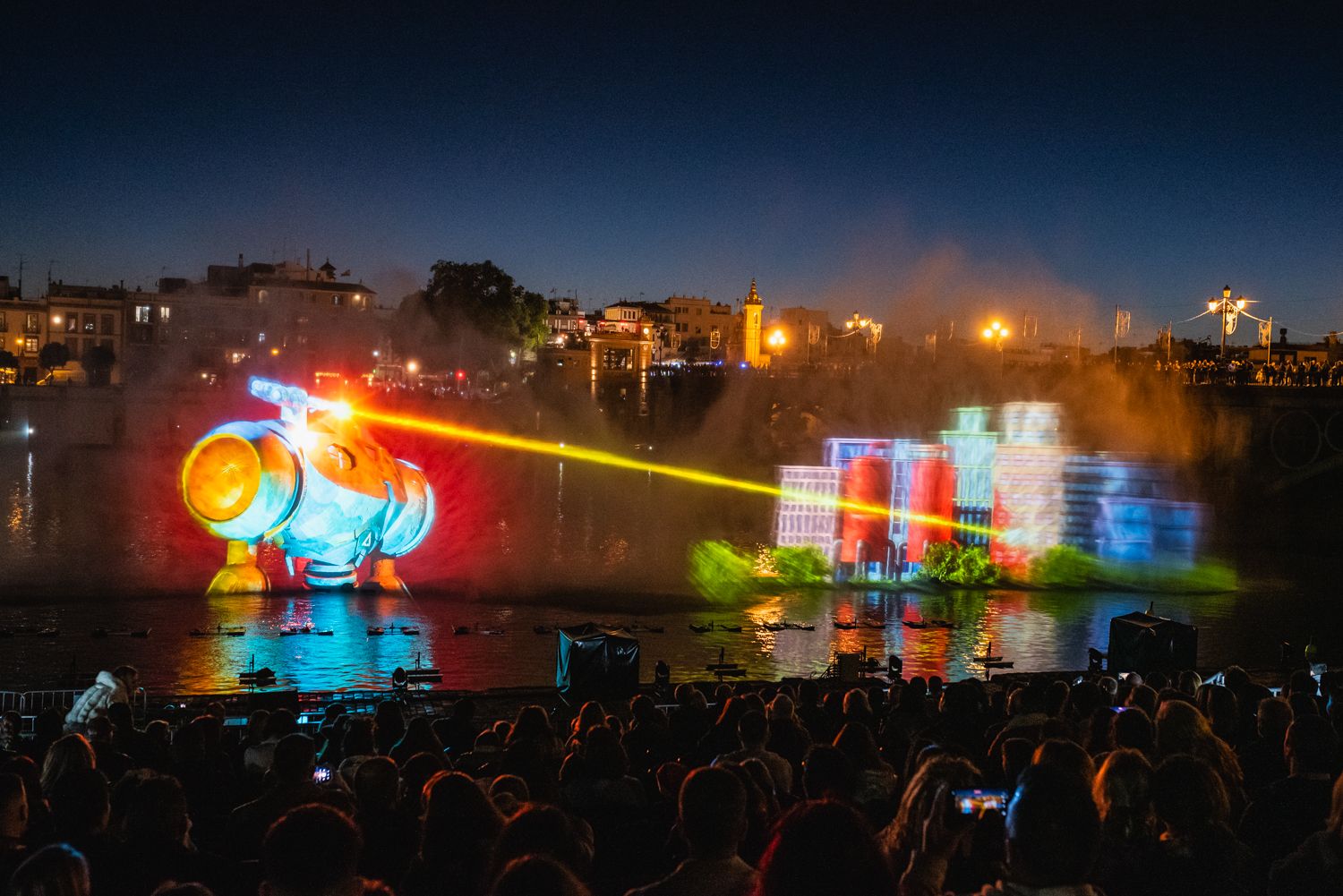 Así es Navigalia 2024, el espectáculo navideño del Guadalquivir en Sevilla